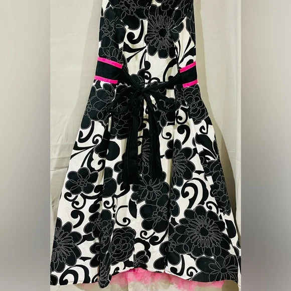 Girls “Disorderly Kids” Black & White Floral Dress With Hot Pink Accents - Picture 7 of 10